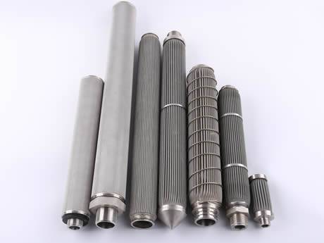 Many stainless steel sintered mesh filter cartridges